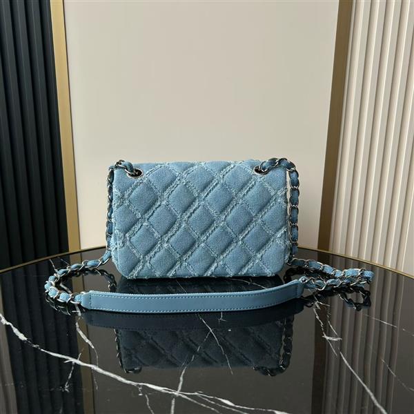 2026127205655556 650